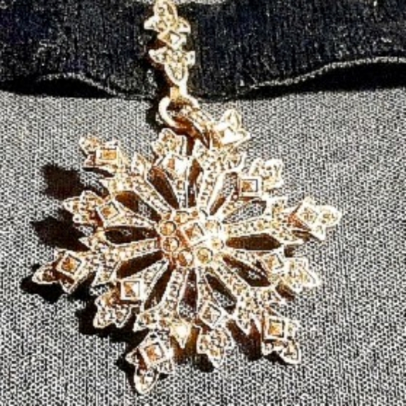 QVC Vintage Suspicion sterling silver Marcasite snowflake velvet choker … - Picture 6 of 8